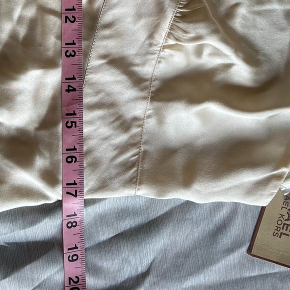 Michael Kors Silk Halter Top NWT button closure Ivory Sexy Summer Date Night - Picture 11 of 15